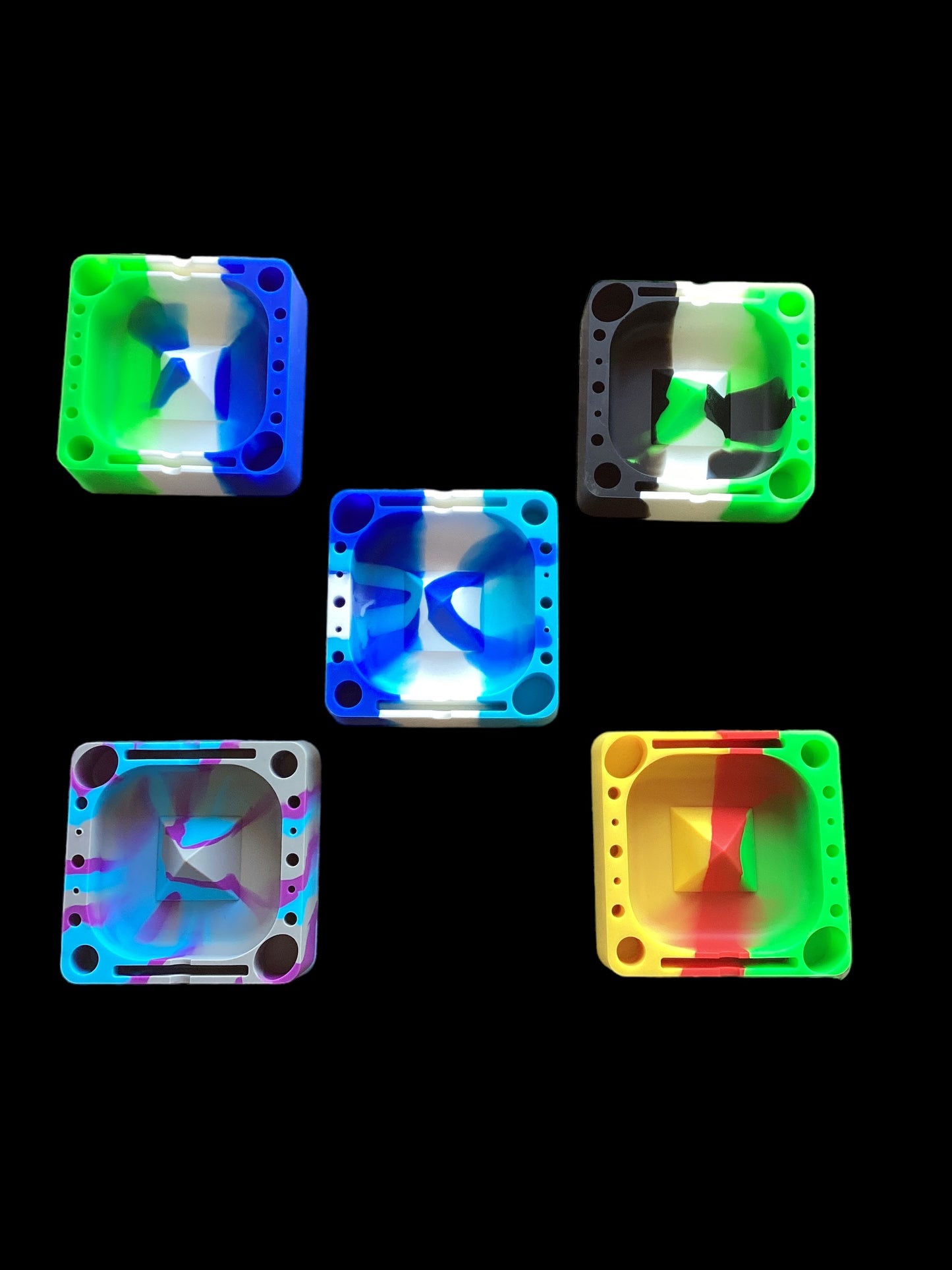 Silicone Ashtray with Tool Slots
