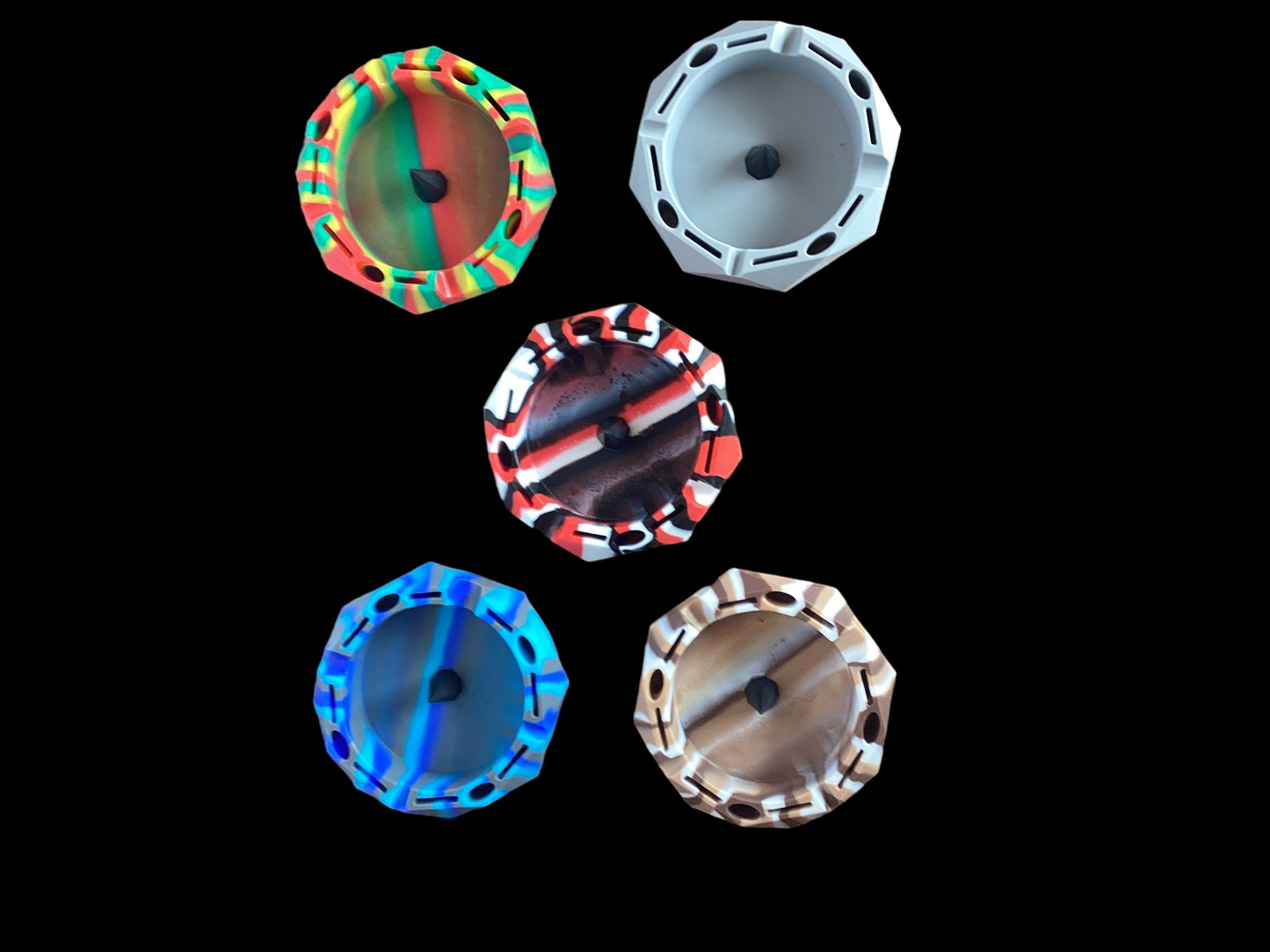 Silicone Debowler Ashtray with Tool Slots