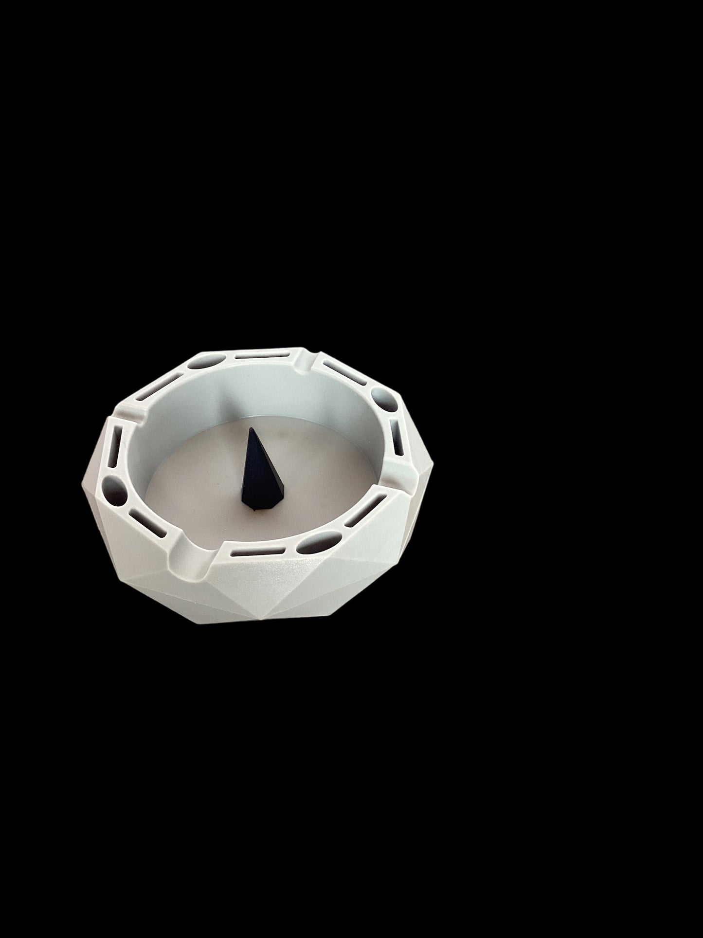 Silicone Debowler Ashtray with Tool Slots