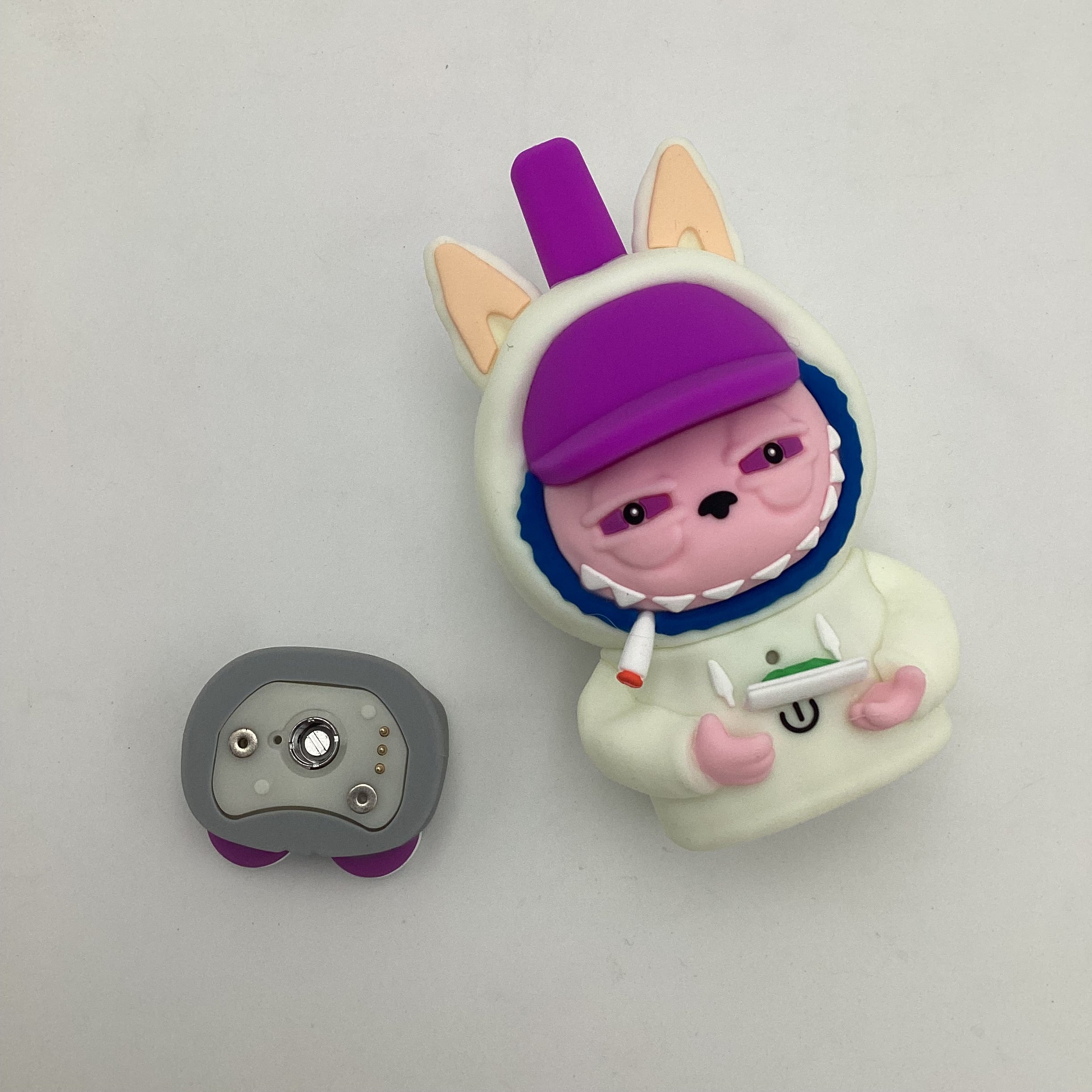 Iconic Labubu 510 Battery - The Bomb Head Shop Iconic Labubu 510 Battery - The Bomb Head Shop
